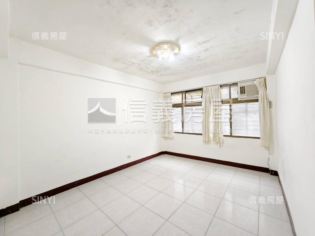 光輝路二樓三房房屋室內格局與周邊環境