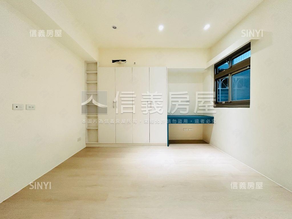 長安裝潢四房車位房屋室內格局與周邊環境