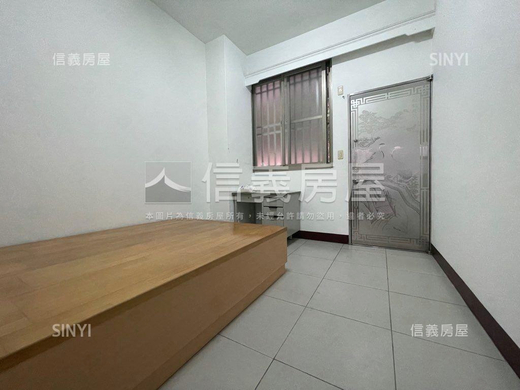 北屯震後獨棟孝親美墅房屋室內格局與周邊環境