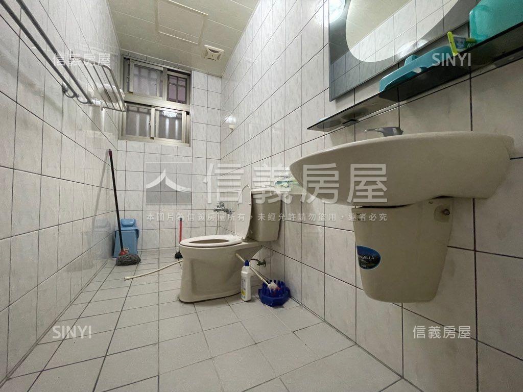 北屯震後獨棟孝親美墅房屋室內格局與周邊環境