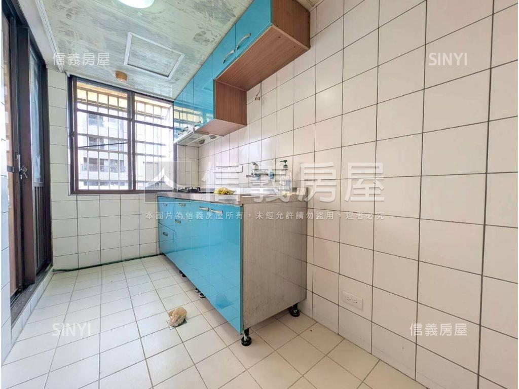 【台北麗都】邊間採光三房房屋室內格局與周邊環境