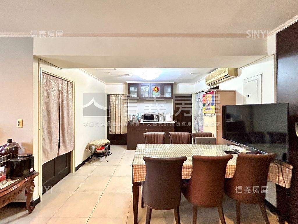 仁愛特區高樓層面河景三房房屋室內格局與周邊環境