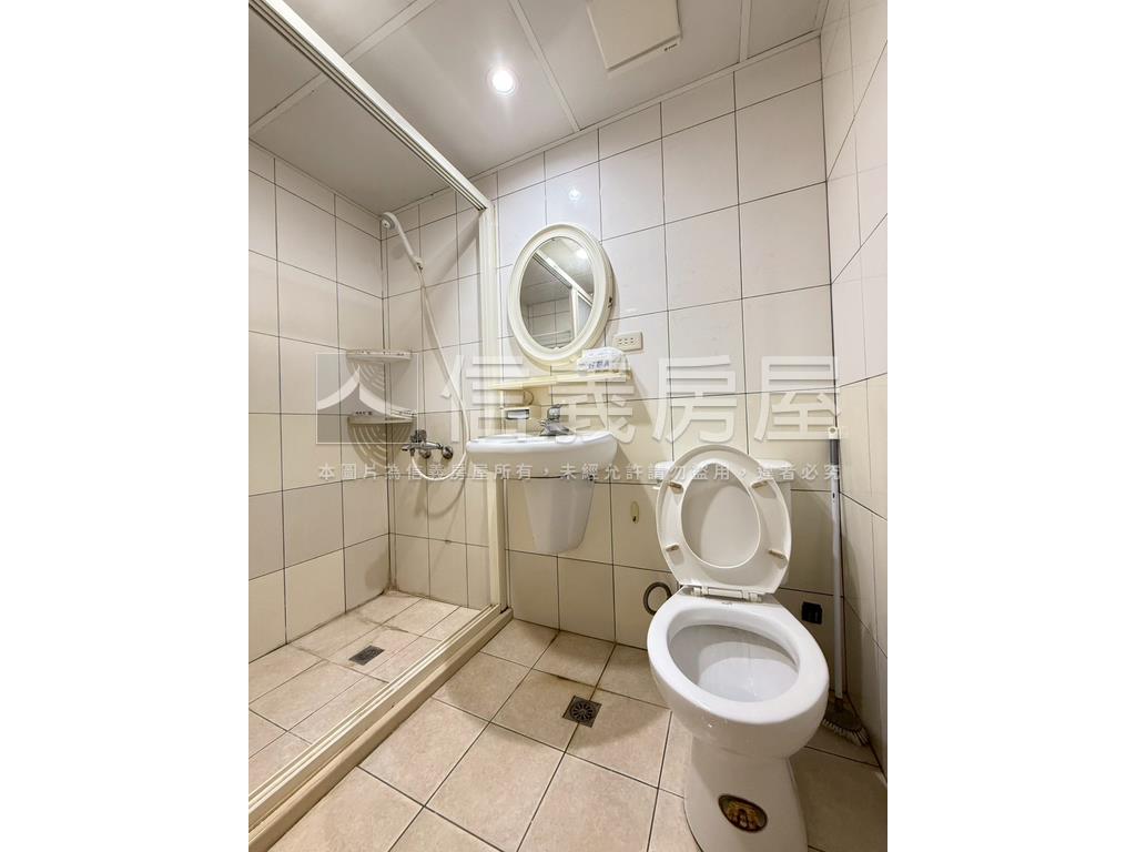 淡江水源街收租套房投套房屋室內格局與周邊環境