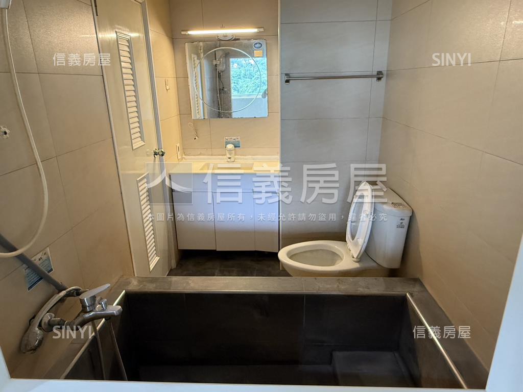 泉之鄉綠景溫泉宅房屋室內格局與周邊環境