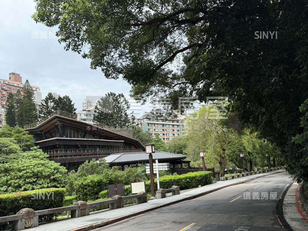 泉之鄉綠景溫泉宅房屋室內格局與周邊環境