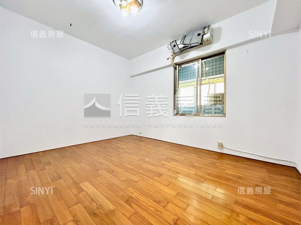 大３房大車位＋雙衛浴開窗房屋室內格局與周邊環境