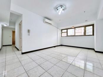 大３房大車位＋雙衛浴開窗