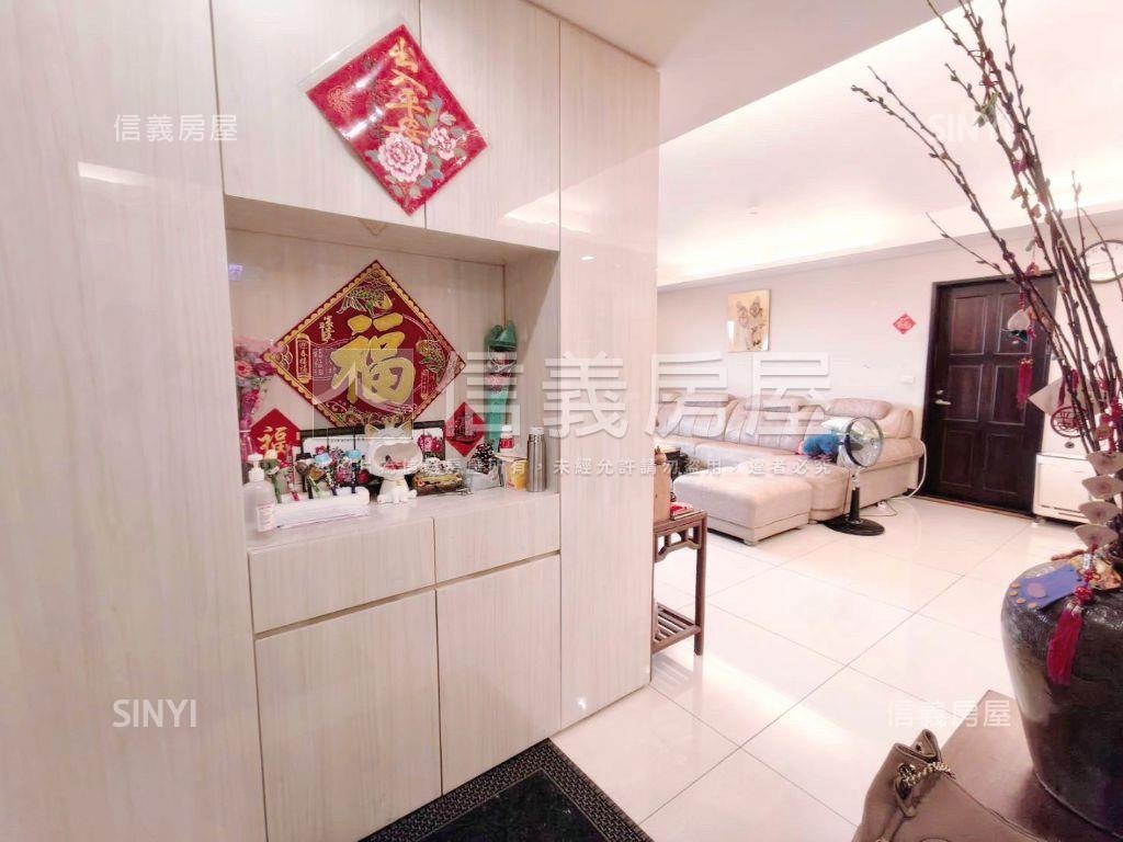 美妝善美館四房車位房屋室內格局與周邊環境