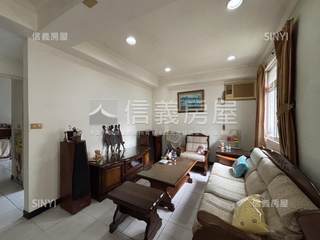新春華廈稀有三房房屋室內格局與周邊環境