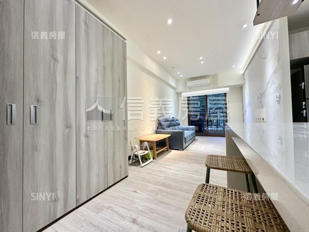 秀泰三井百貨生活圈星境界房屋室內格局與周邊環境