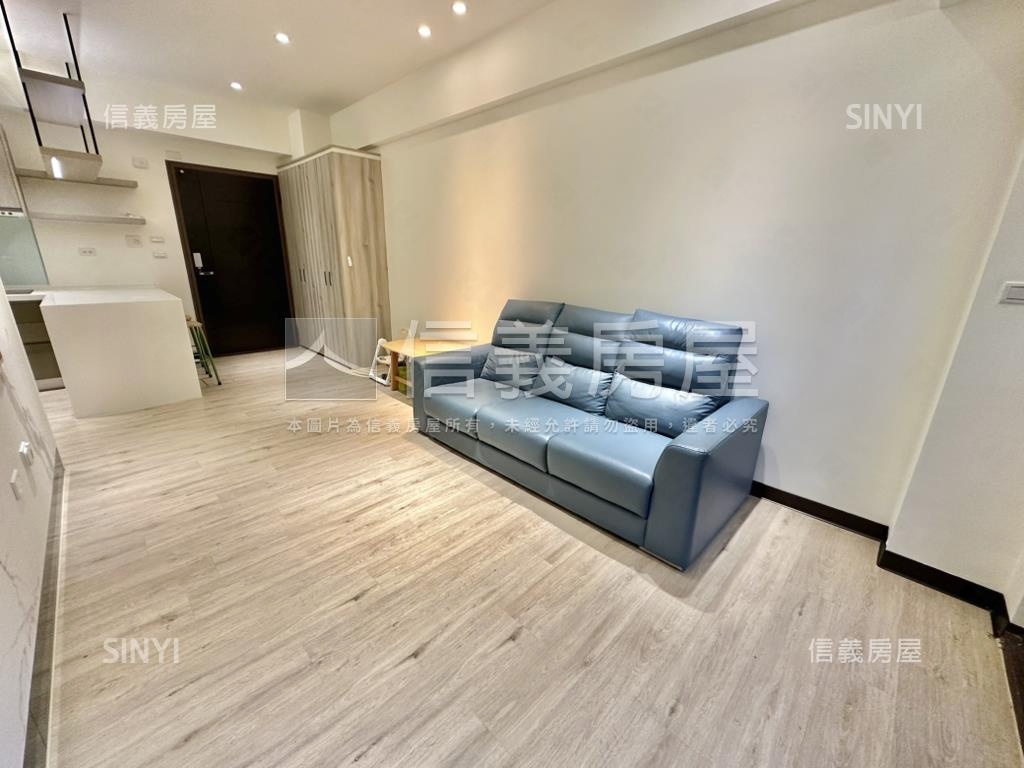 秀泰三井百貨生活圈星境界房屋室內格局與周邊環境