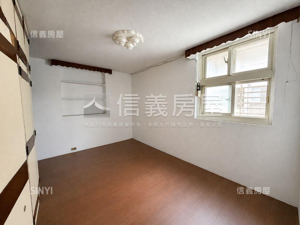 大同街邊間寬敞實在屋房屋室內格局與周邊環境