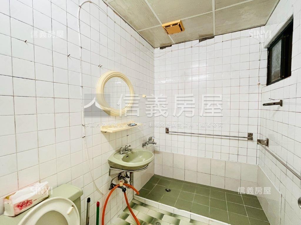 文山特區旁大邊間一樓房屋室內格局與周邊環境