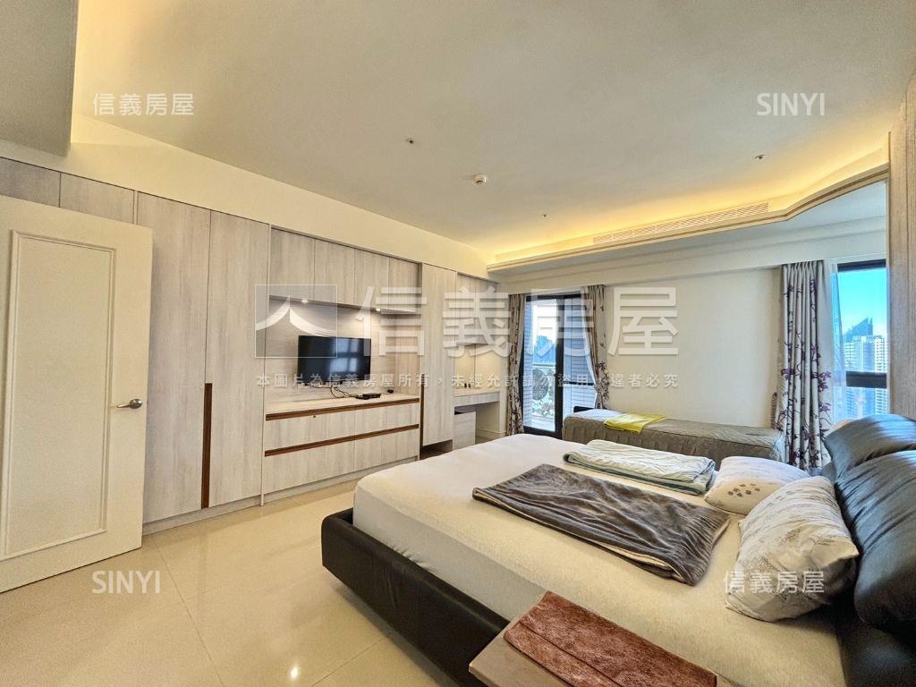 次頂樓七期視野三房雙平車房屋室內格局與周邊環境