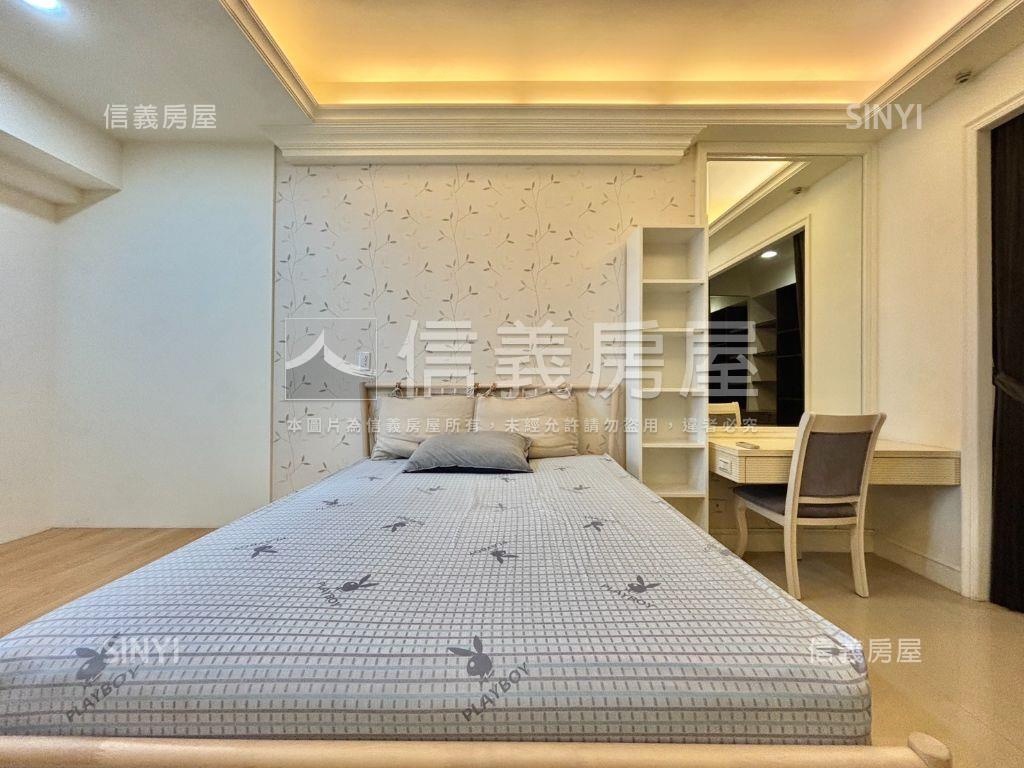 次頂樓七期視野三房雙平車房屋室內格局與周邊環境