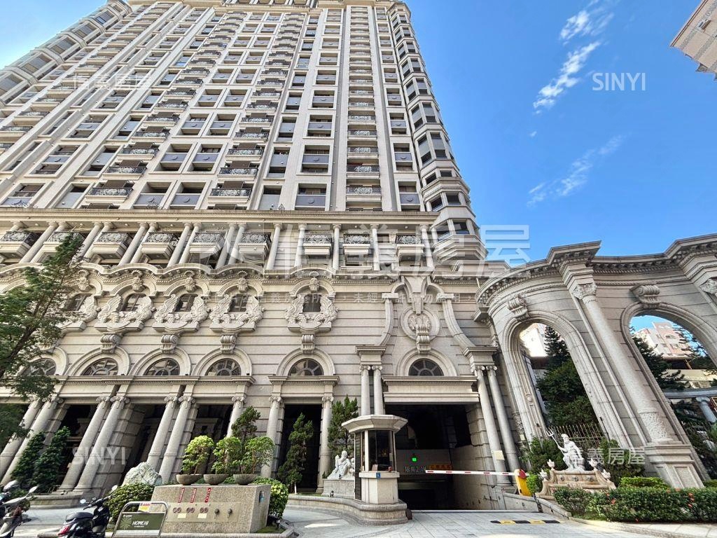 次頂樓七期視野三房雙平車房屋室內格局與周邊環境