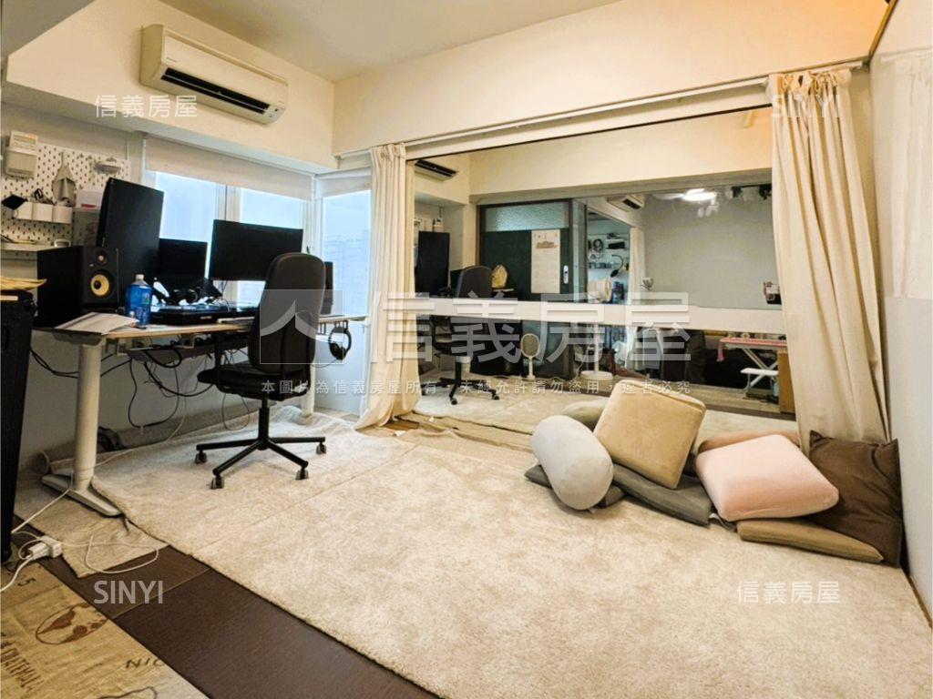 忠孝頂好高樓景觀２房房屋室內格局與周邊環境