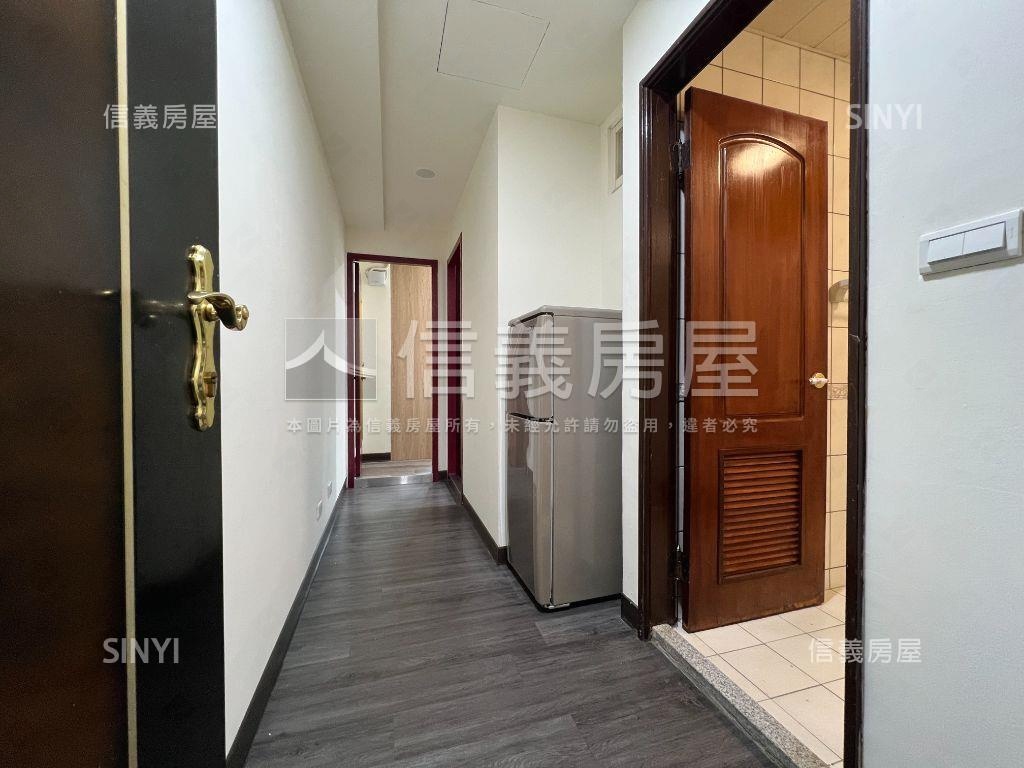 近中山國小高樓採光２房房屋室內格局與周邊環境