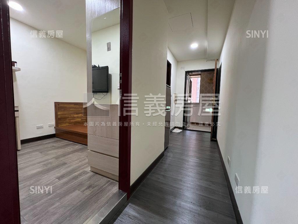 近中山國小高樓採光２房房屋室內格局與周邊環境