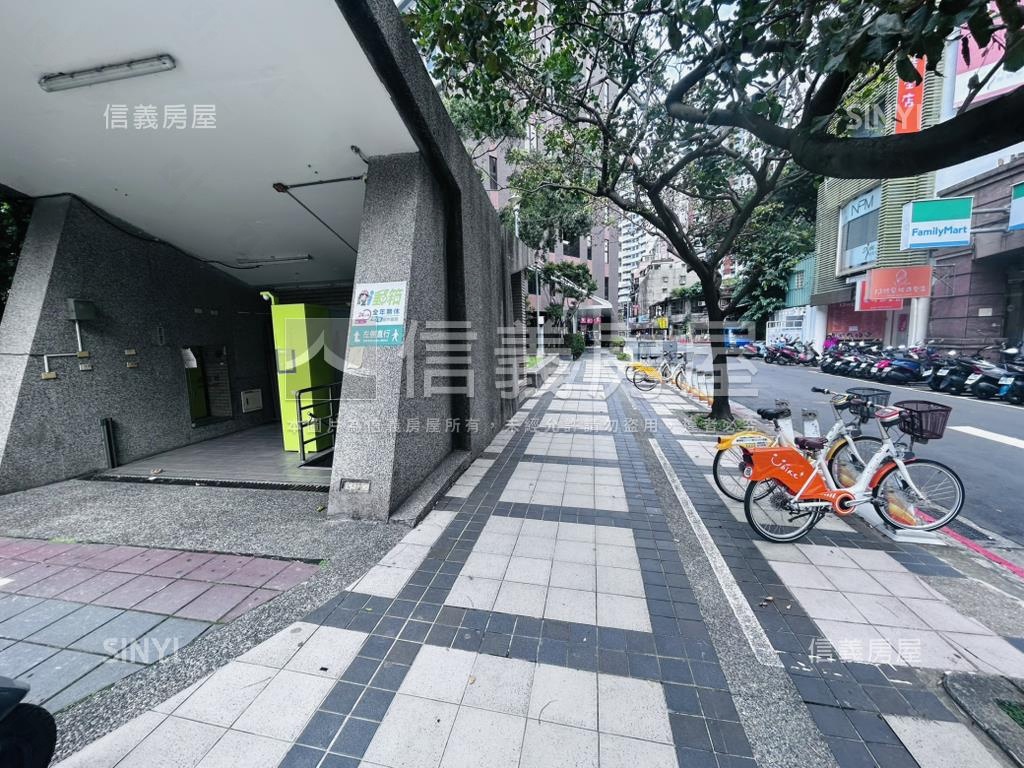 近中山國小高樓採光２房房屋室內格局與周邊環境