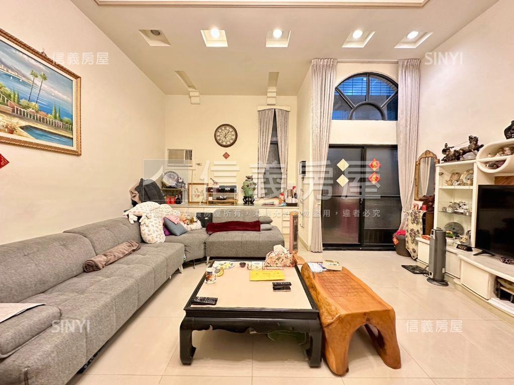 捷運迴龍２１世紀別墅豪邸房屋室內格局與周邊環境