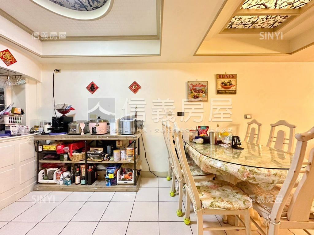 捷運迴龍２１世紀別墅豪邸房屋室內格局與周邊環境