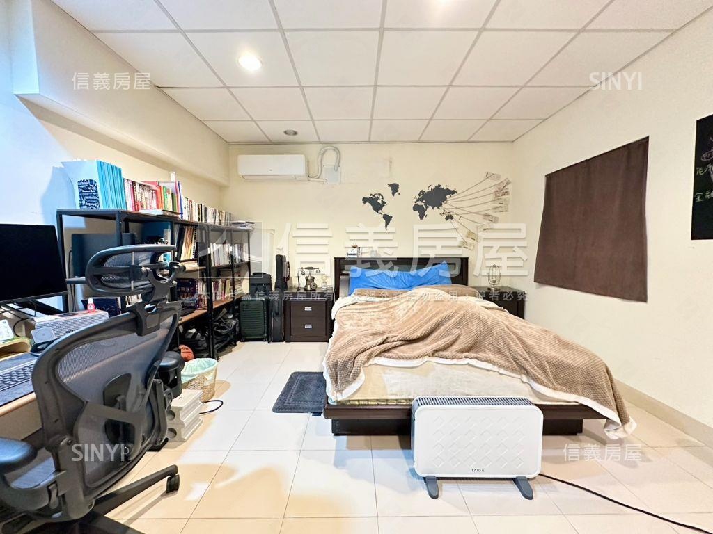 捷運迴龍２１世紀別墅豪邸房屋室內格局與周邊環境