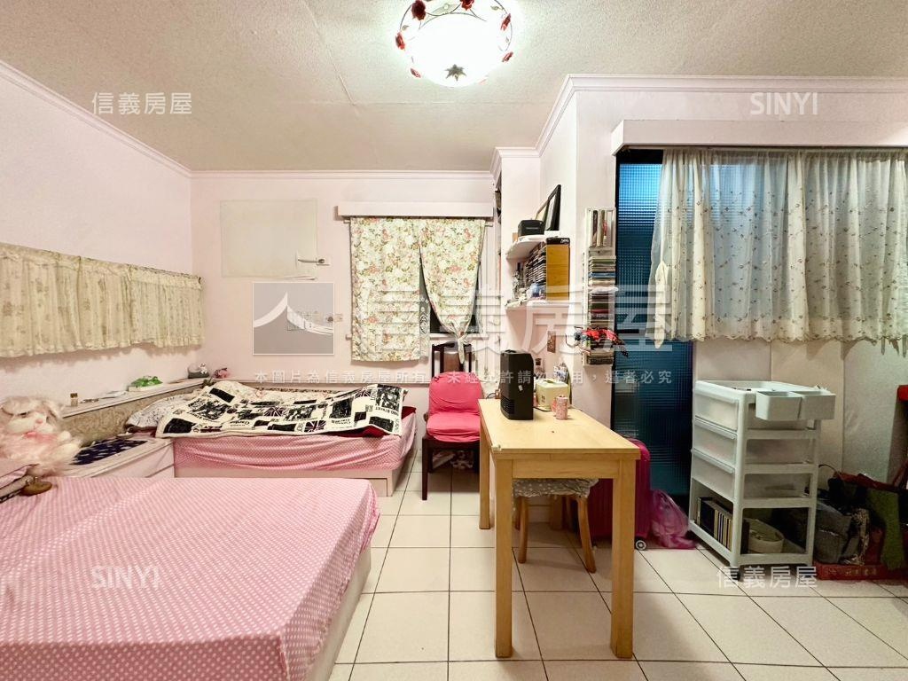 捷運迴龍２１世紀別墅豪邸房屋室內格局與周邊環境