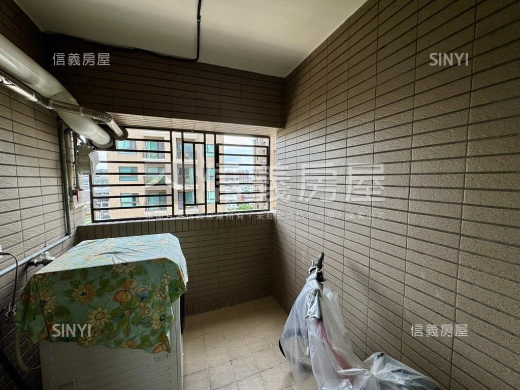 光合市高樓露臺三房房屋室內格局與周邊環境