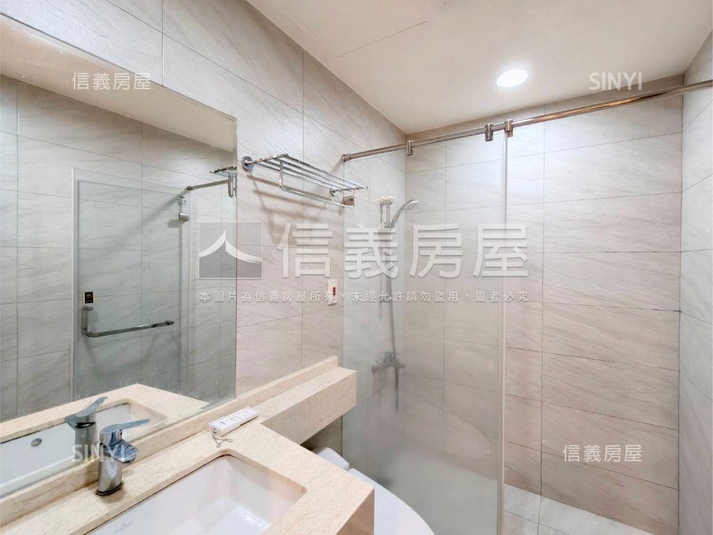 南方莊園兩房車位房屋室內格局與周邊環境