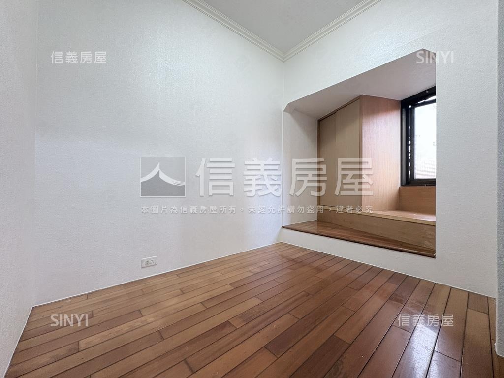 伯爵新婚首購溫馨兩房房屋室內格局與周邊環境