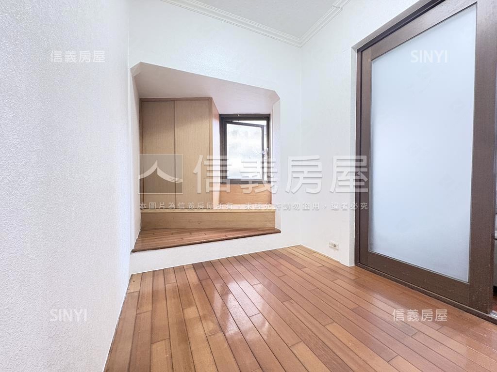 伯爵新婚首購溫馨兩房房屋室內格局與周邊環境