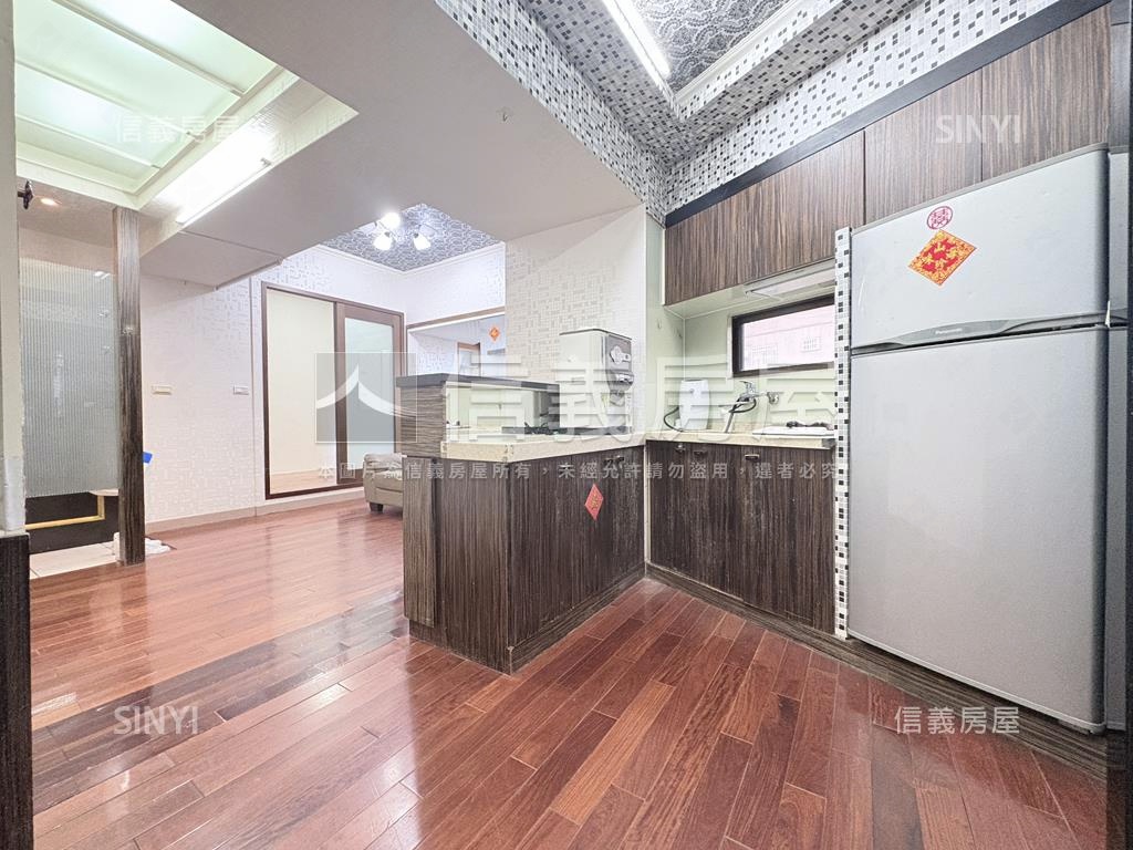 伯爵新婚首購溫馨兩房房屋室內格局與周邊環境