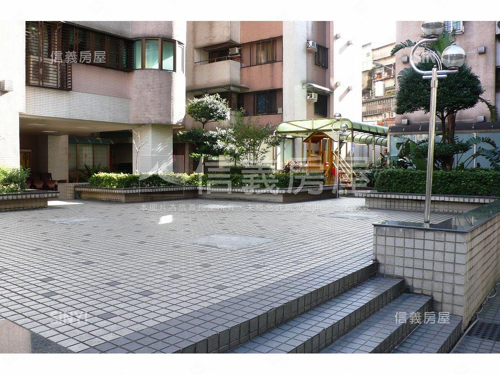 伯爵新婚首購溫馨兩房房屋室內格局與周邊環境