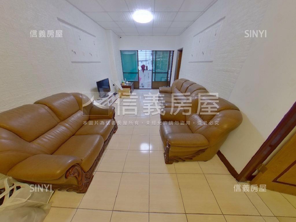 幽靜樓中樓好停車房屋室內格局與周邊環境