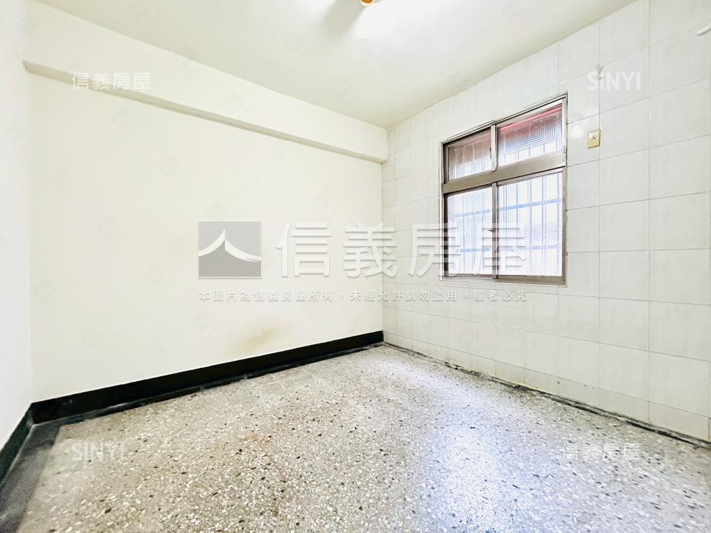 潭美學區住三用地公寓二樓房屋室內格局與周邊環境