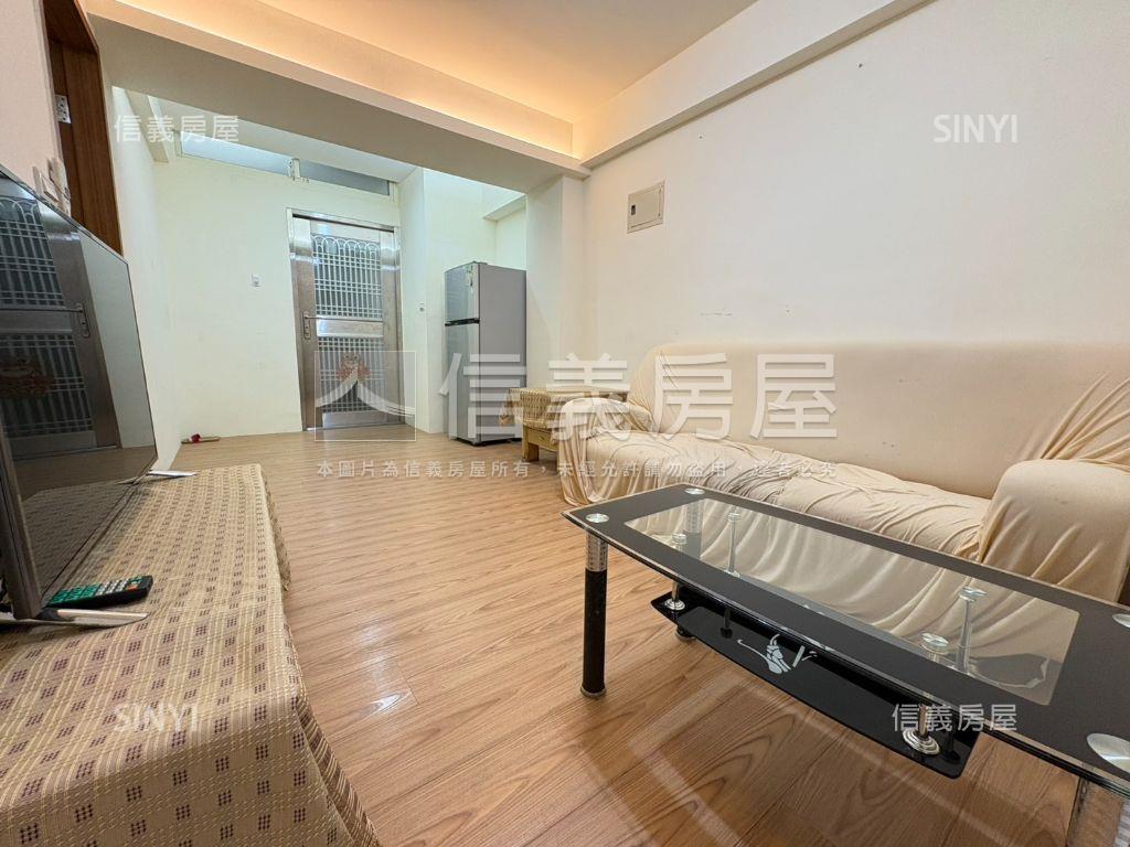 【信義區】低總精美兩房房屋室內格局與周邊環境