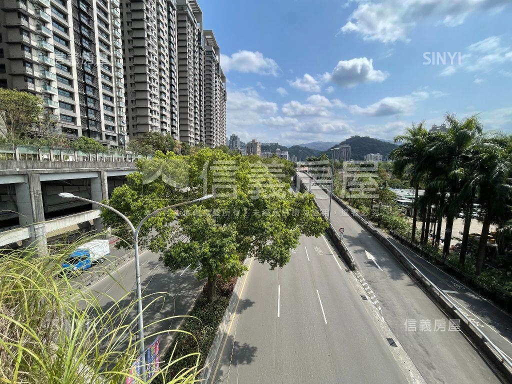 美河市稀有高樓河景房屋室內格局與周邊環境