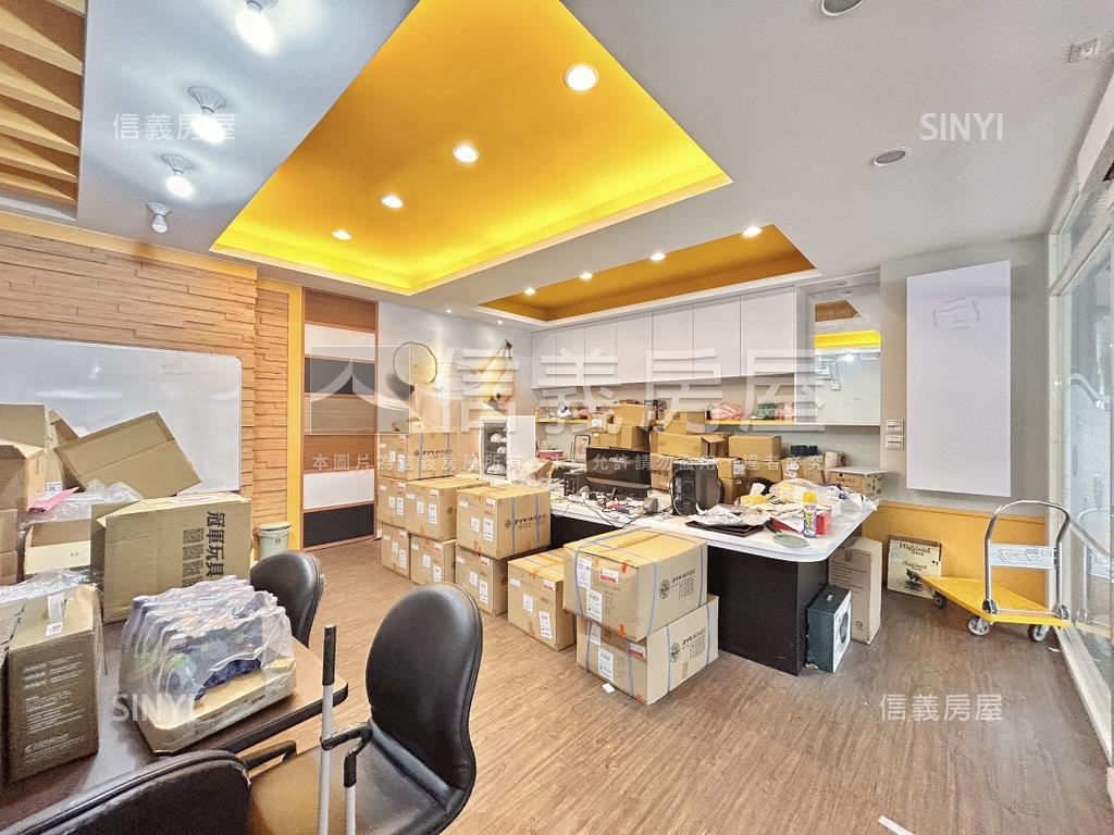 十八甲稀有黃金店面房屋室內格局與周邊環境