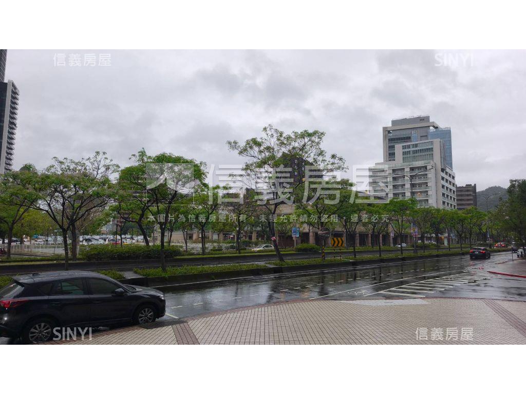 內科堤頂高樓美辦房屋室內格局與周邊環境