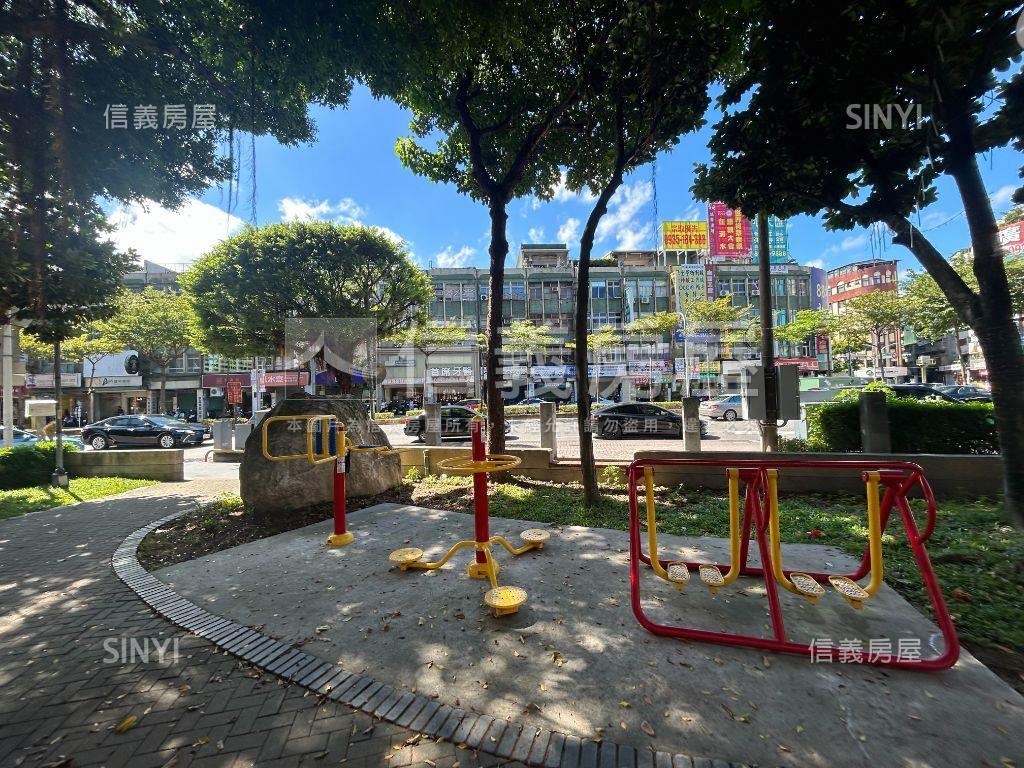 及第金站稀有露臺戶房屋室內格局與周邊環境