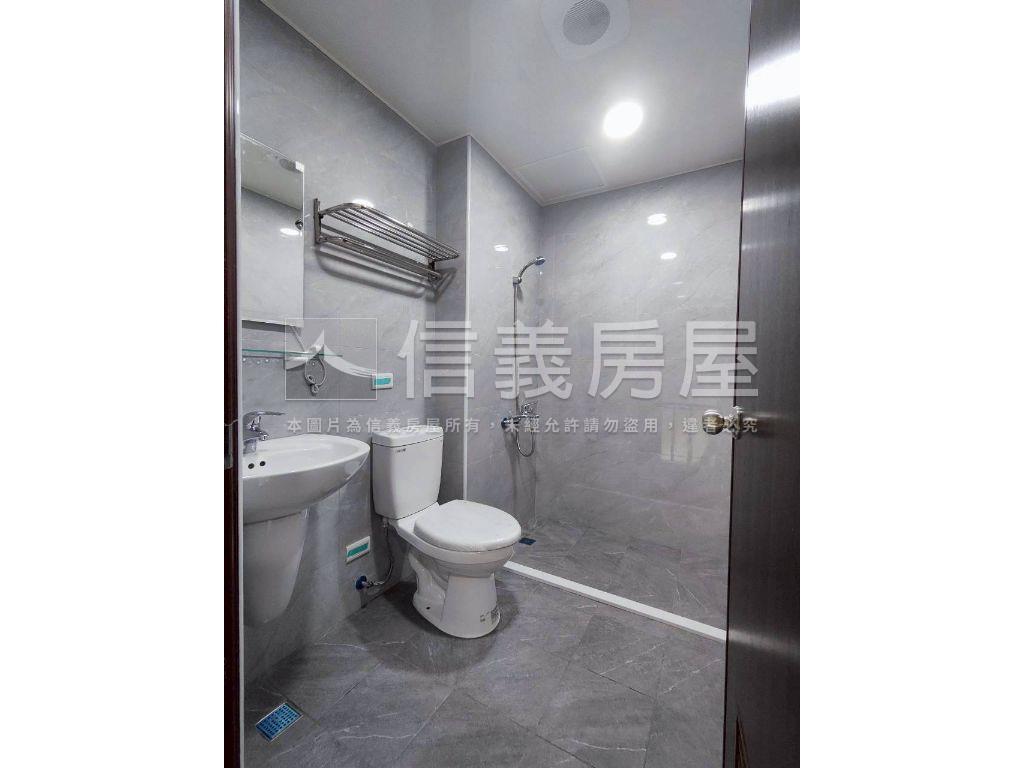 八德★力霸街優質透天房屋室內格局與周邊環境