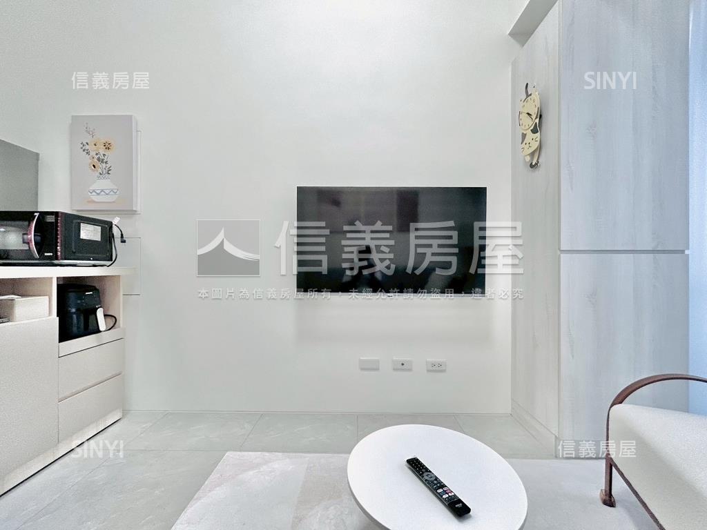 逢甲１０１溫馨美妝附車位房屋室內格局與周邊環境