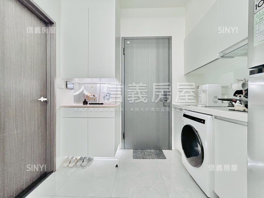 逢甲１０１溫馨美妝附車位房屋室內格局與周邊環境