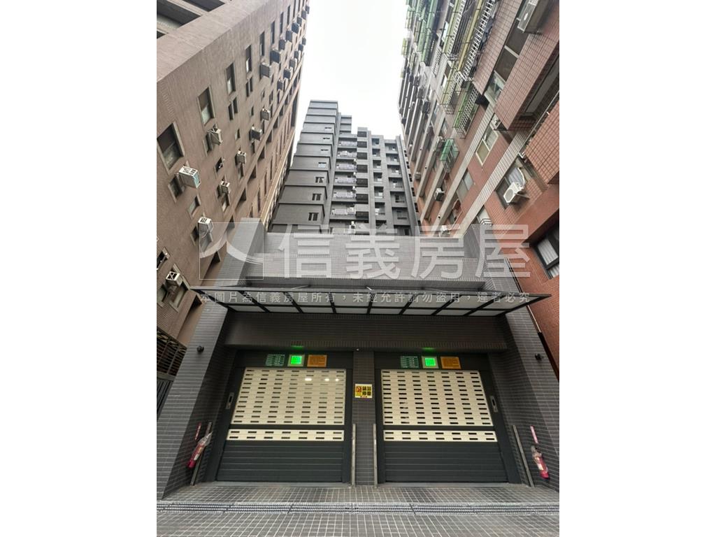 逢甲１０１溫馨美妝附車位房屋室內格局與周邊環境