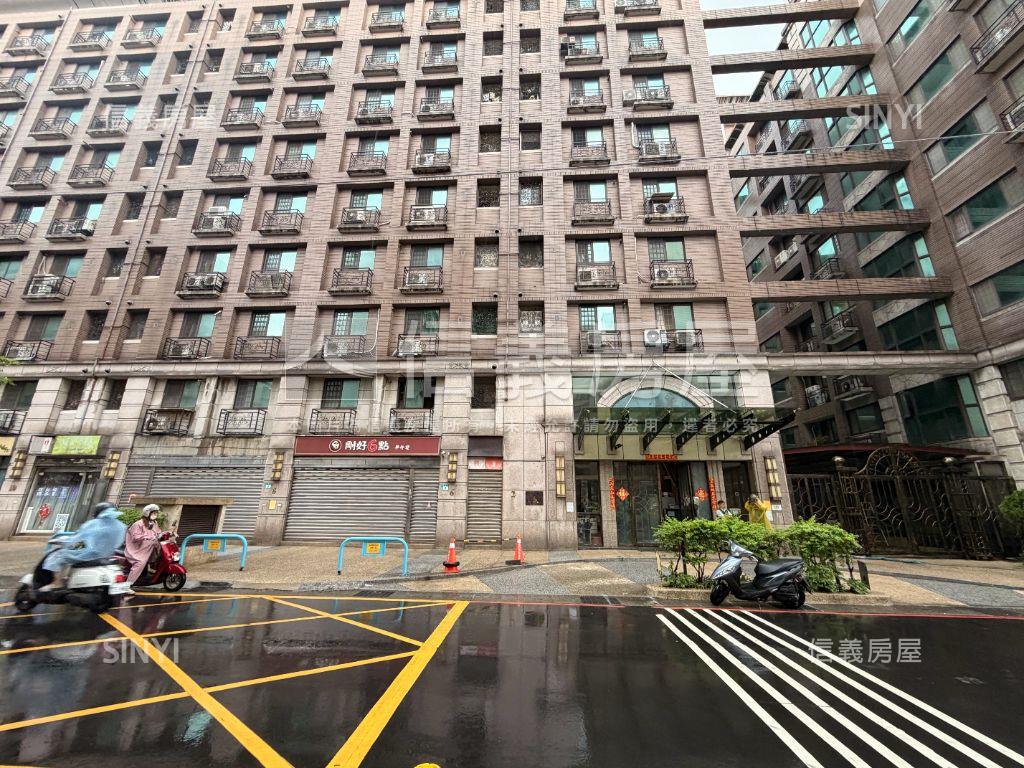 世紀凱悅三房車位房屋室內格局與周邊環境
