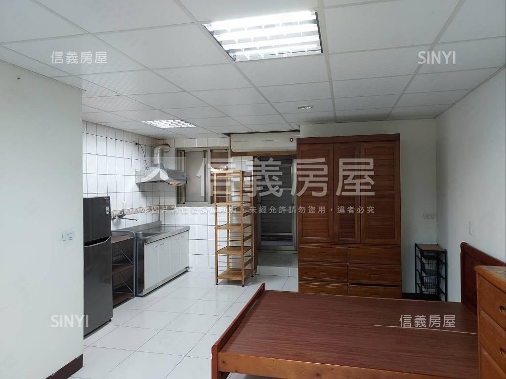 慈文國中旁文青美透天房屋室內格局與周邊環境