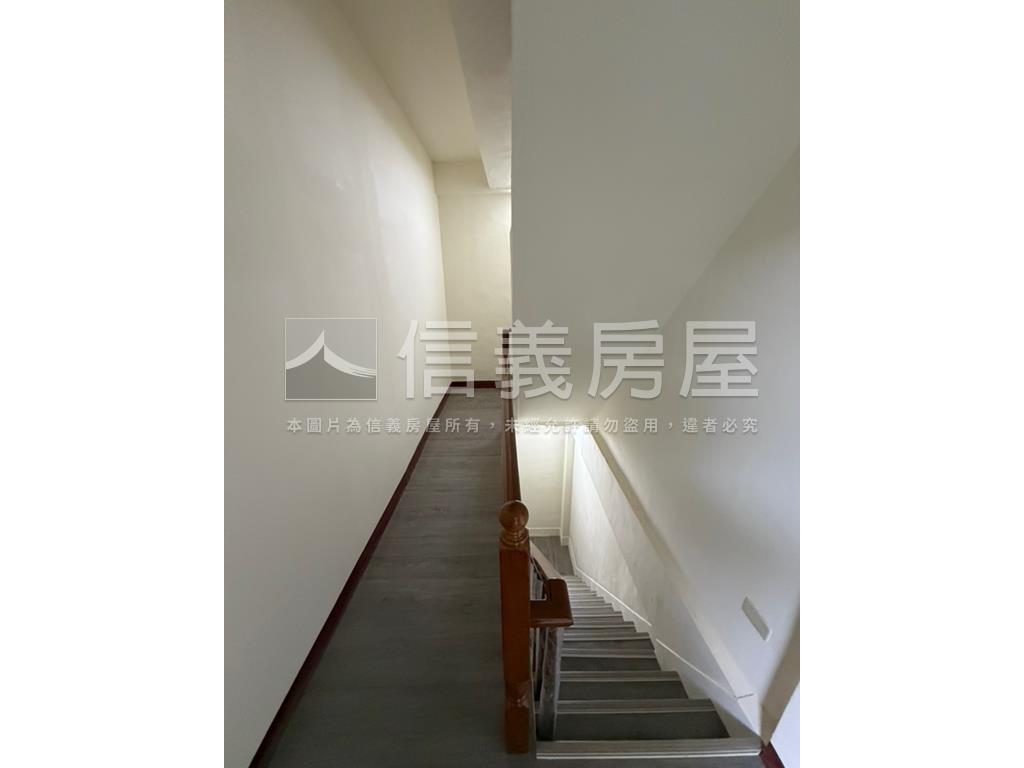 車站旁四套房新整理透天房屋室內格局與周邊環境