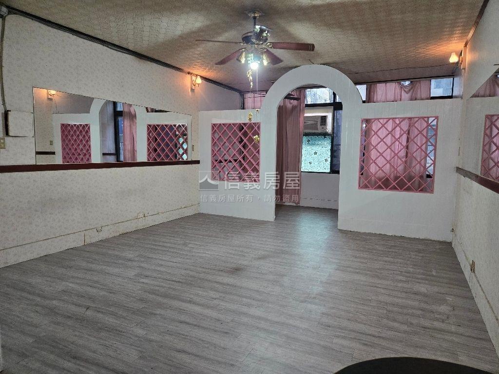 府前街黃金店鋪房屋室內格局與周邊環境