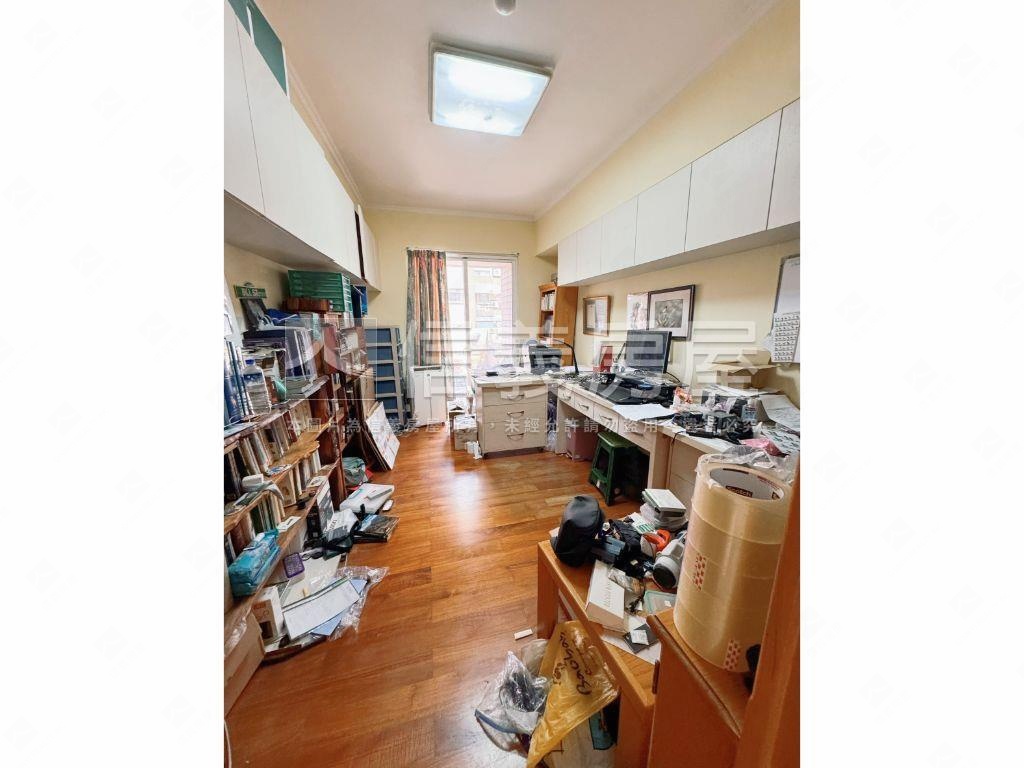 麥克阿瑟！大露臺四房平車房屋室內格局與周邊環境